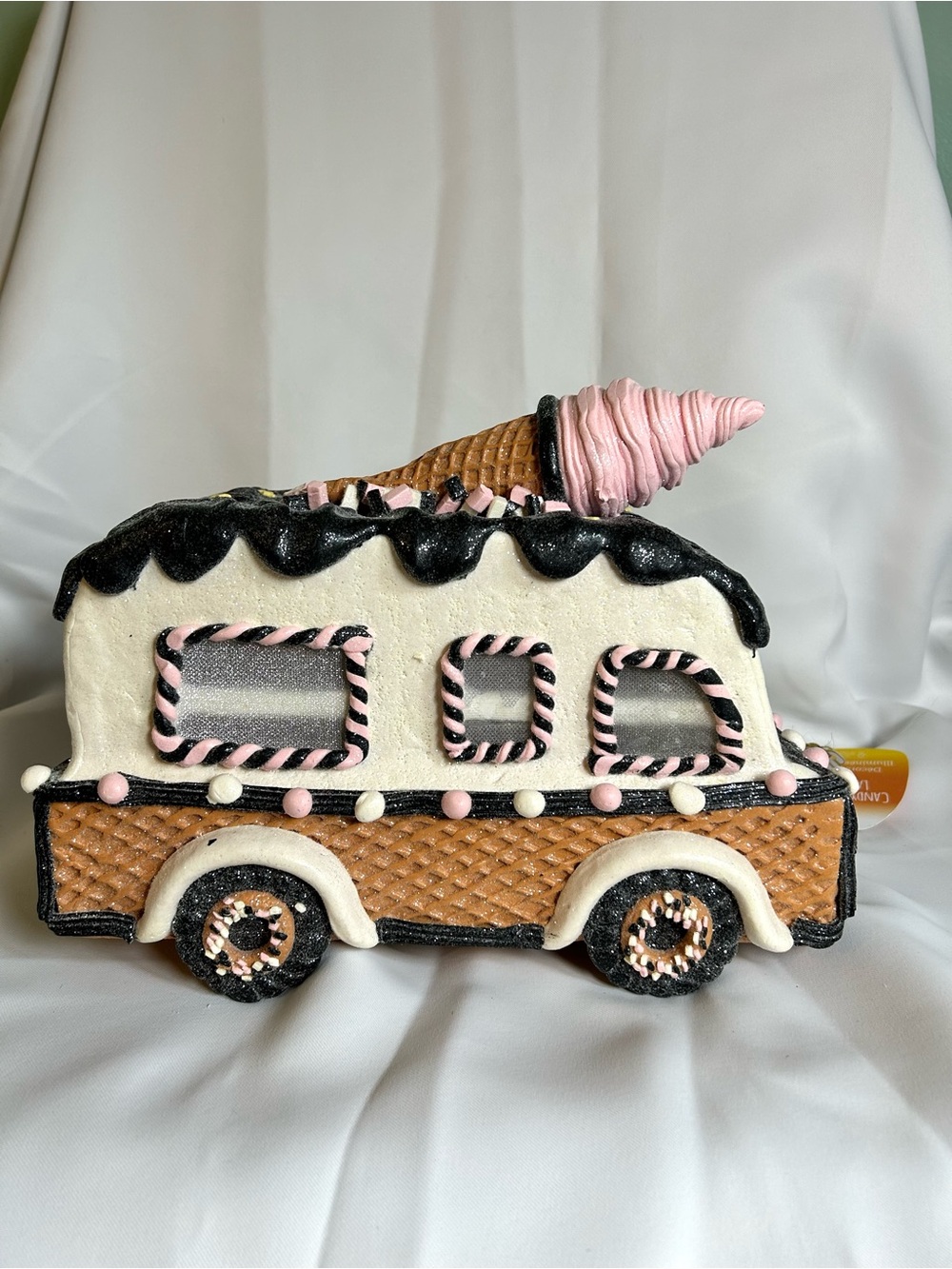 Candy Corn Lane ‘I Scream’ Ice Cream Truck Halloween LED Decor NWT - Picture 6 of 13